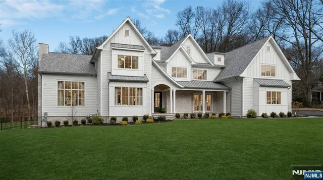 $5,200,000 | 121 Jacquelin Avenue, Ho-Ho-Kus, NJ 07423