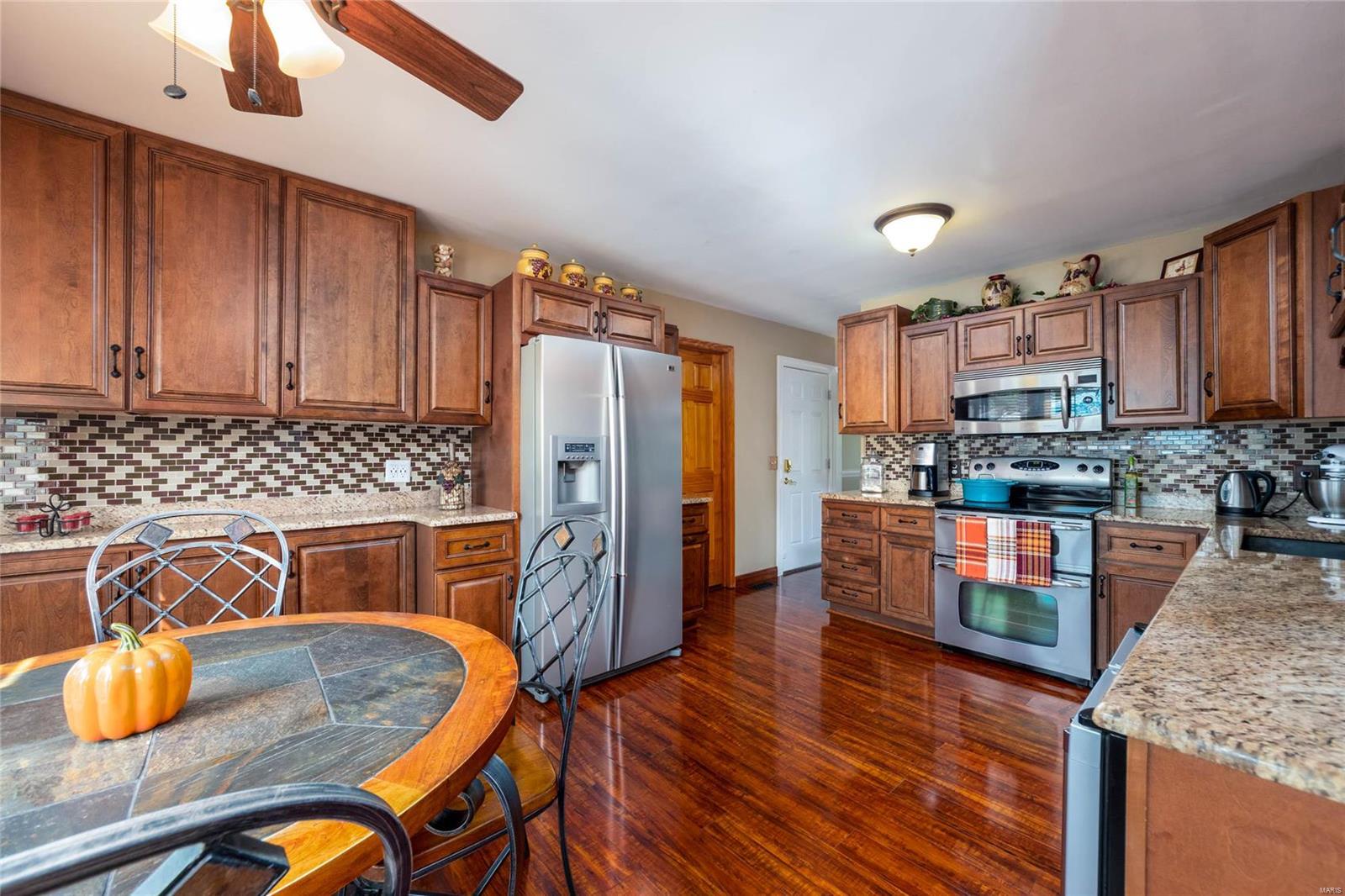 106 Cedar Ridge Court Weldon Spring, MO 63304 - Photo 4 of 40 Gallery Image 4