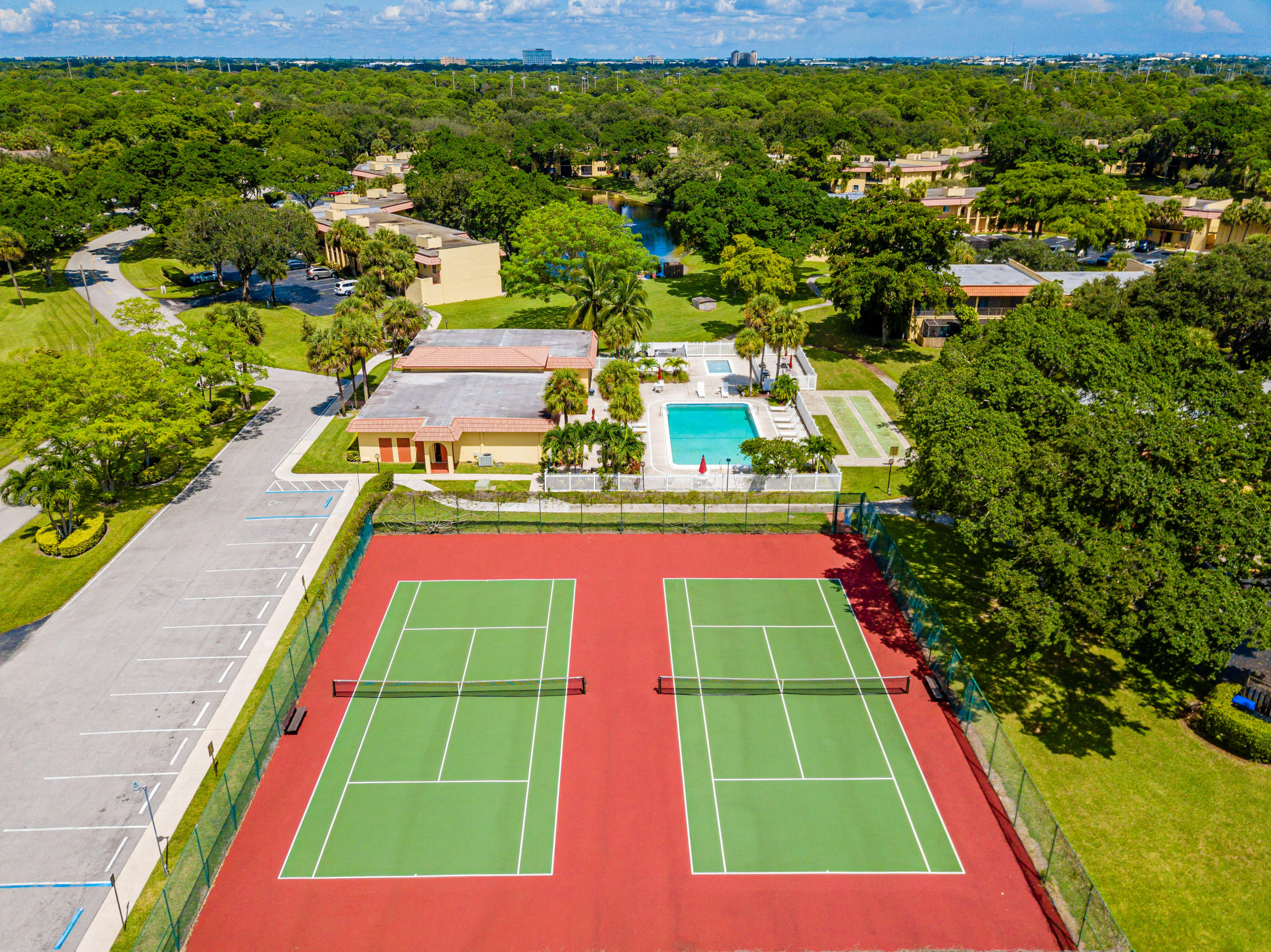 918 Southwest 9th St Circle, Unit 201 Boca Raton, FL 33486 - Photo 23 of 27 Tennis courts