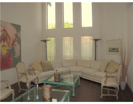 22655 Esplanada Circle Boca Raton, FL 33433 - Photo 5 of 12 Living Room