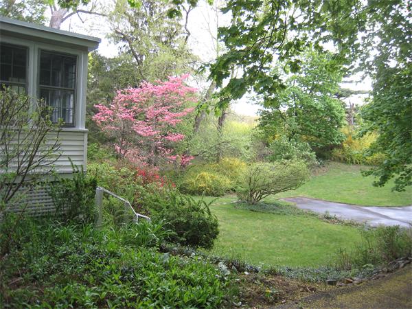 19 Maple Street Lexington, MA 02420 - Photo 12 of 13 Gallery Image 12