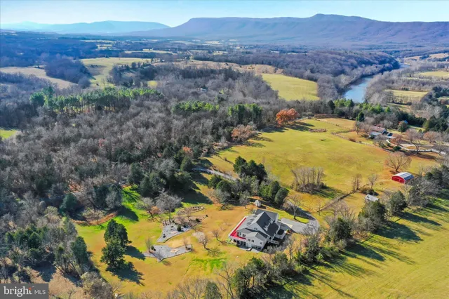 $950,000 | 1050 Almond Drive, Luray, VA 22835