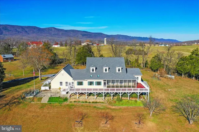 $950,000 | 1050 Almond Drive, Luray, VA 22835