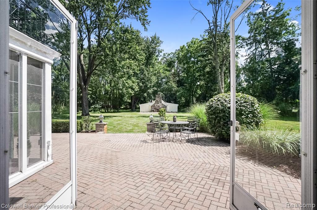 19905 Beverly Road Beverly Hills, MI 48025 - Photo 26 of 98