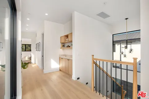 $4,550,000 | 1500 Louella Avenue, Venice, CA 90291
