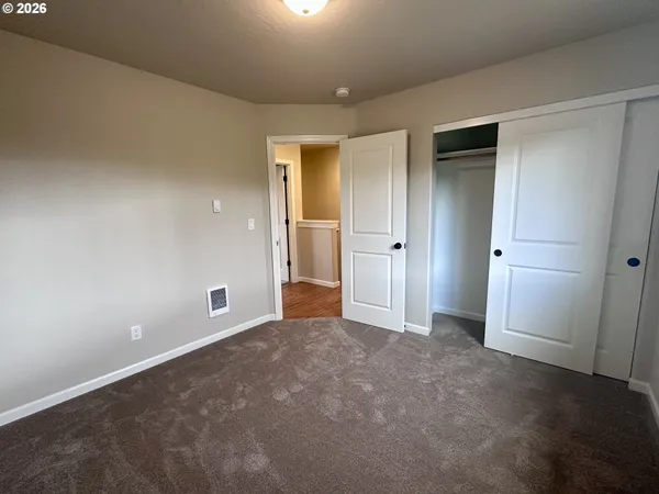 $425,000 | 279 La Casa Street, Eugene, OR 97402