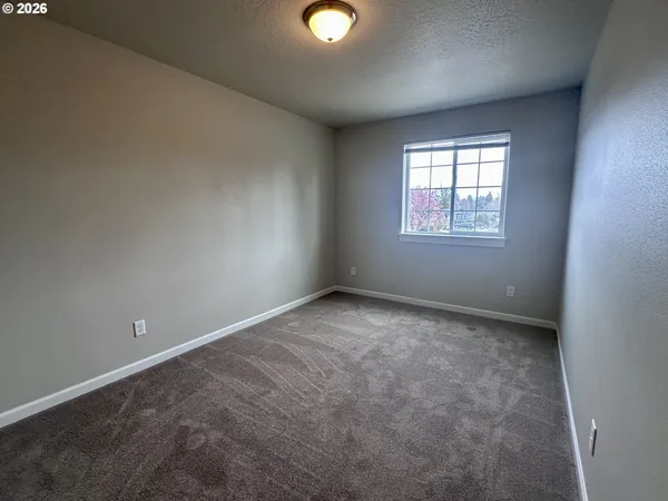 $425,000 | 279 La Casa Street, Eugene, OR 97402