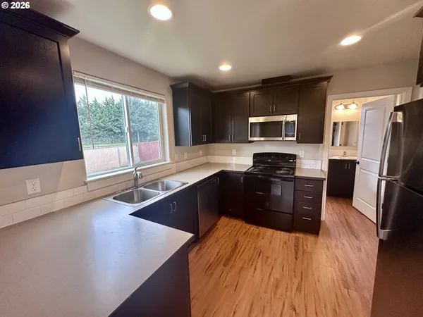 $425,000 | 279 La Casa Street, Eugene, OR 97402
