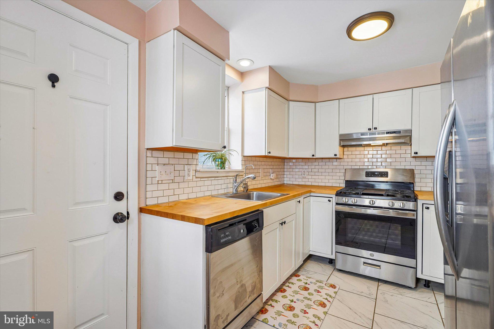223 Grape Street Philadelphia, PA 19128 - Photo 10 of 29 Gallery Image 10
