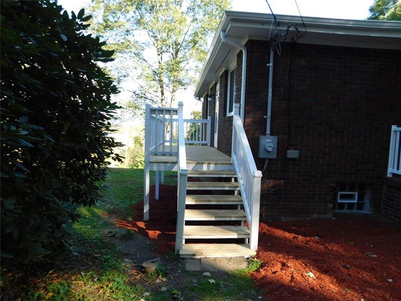 820 Muir Road Ligonier, PA 15658 - Photo 20 of 24 Side of home with deck