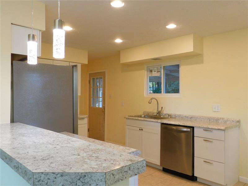 820 Muir Road Ligonier, PA 15658 - Photo 6 of 24 Gallery Image 6