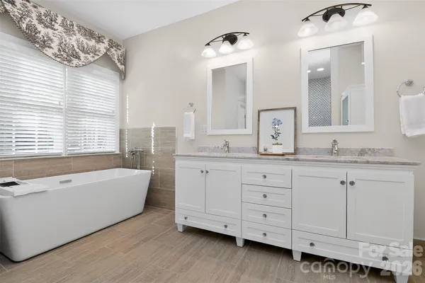 $1,244,500 | 5902 Legacy Circle, Charlotte, NC 28277