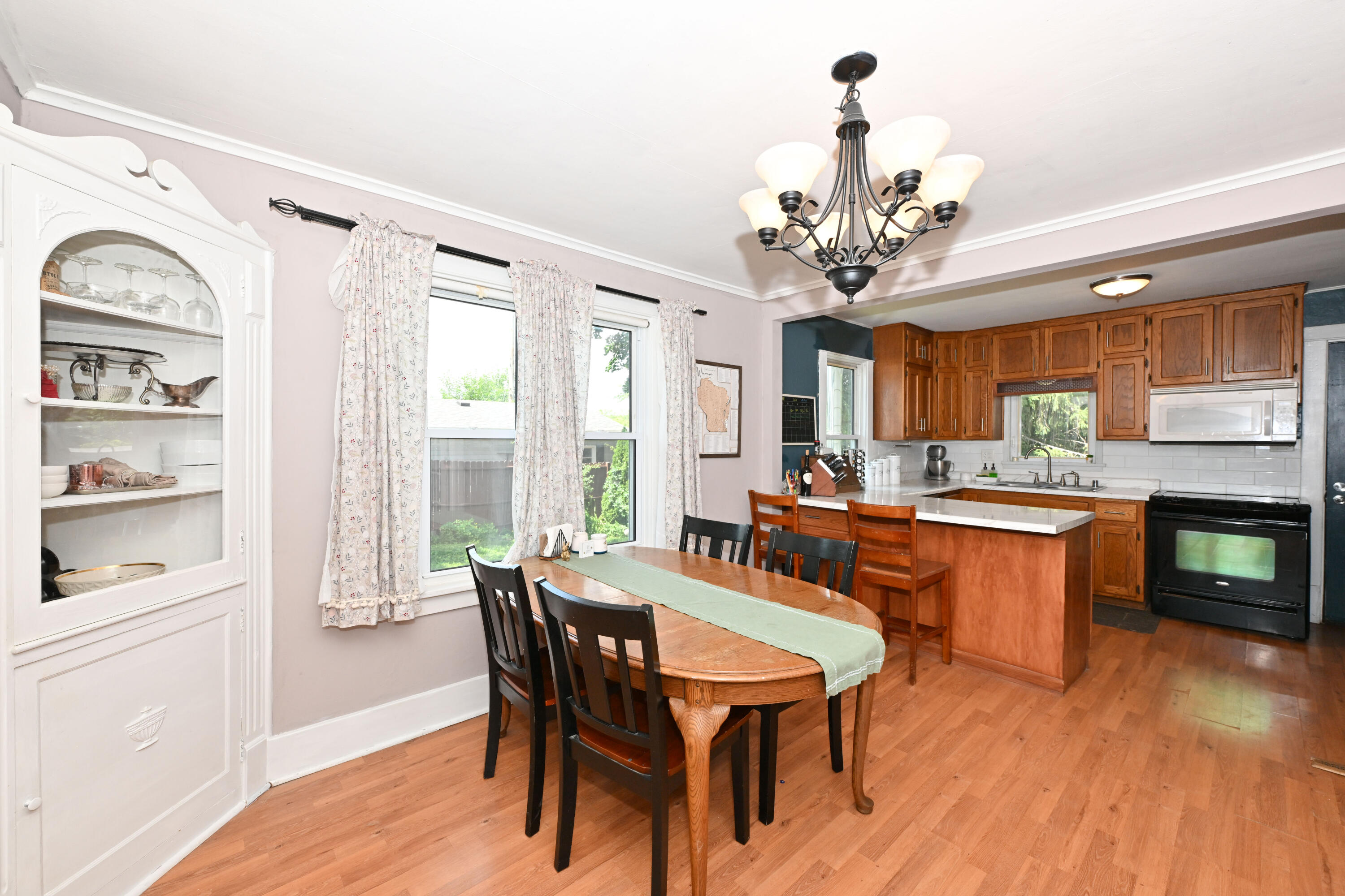 20516 Good Hope Road Lannon, WI 53046 - Photo 10 of 44 Photo (10)