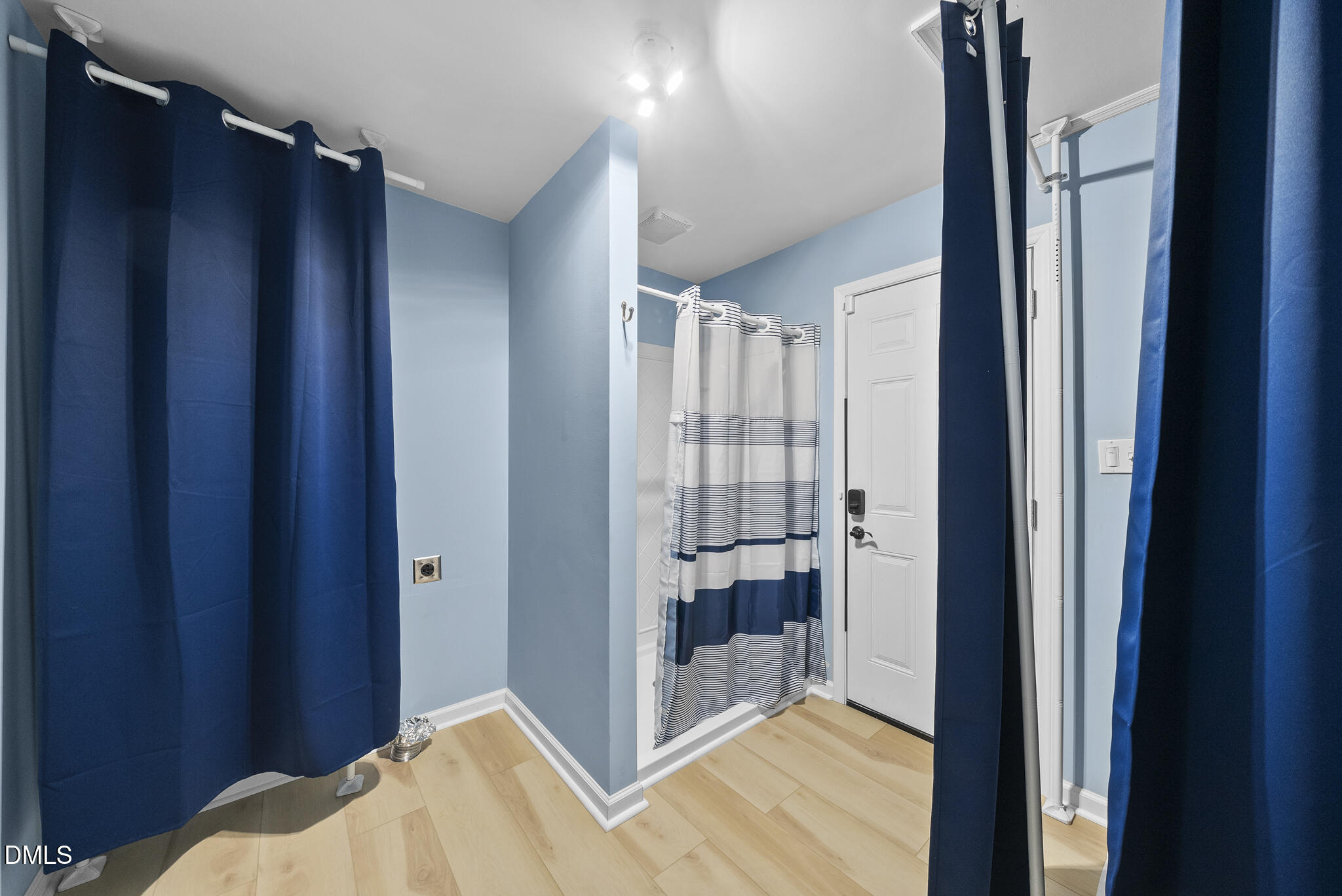 1506 Euclid Road Durham, NC 27713 - Photo 10 of 25 Laundry Room with Additional Shower