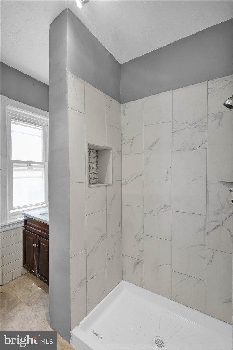 918 North 5th Street Reading, PA 19601 - Photo 22 of 28