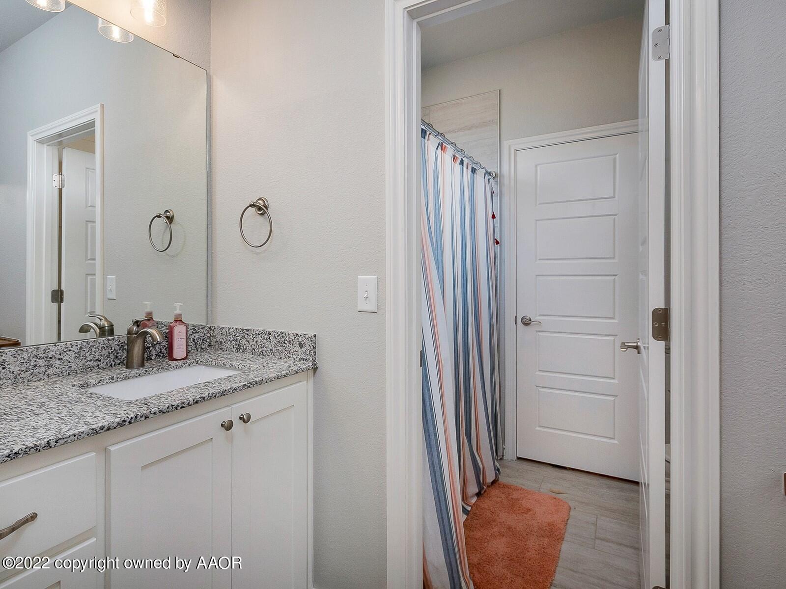 19201 Legacy Ranch Road Amarillo, TX 79124 - Photo 24 of 34 024_Bathroom 3