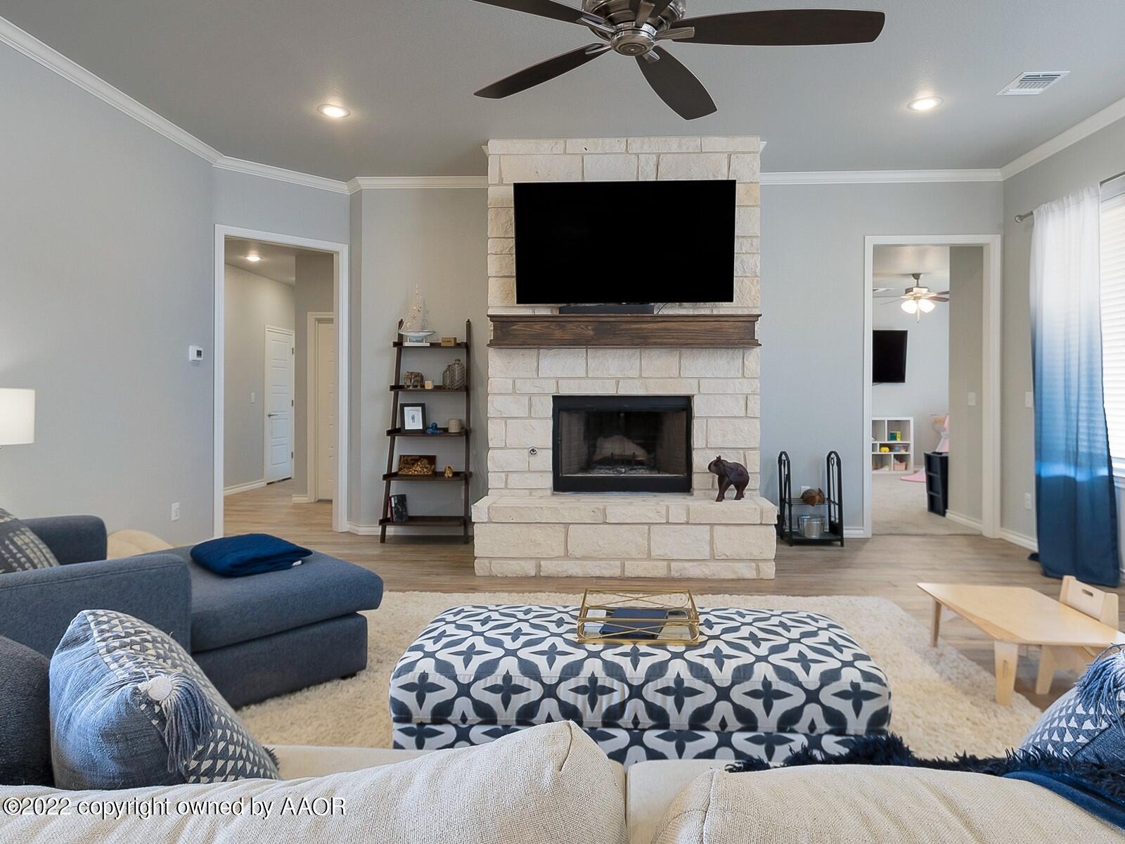 19201 Legacy Ranch Road Amarillo, TX 79124 - Photo 8 of 34 008_Living Room 3