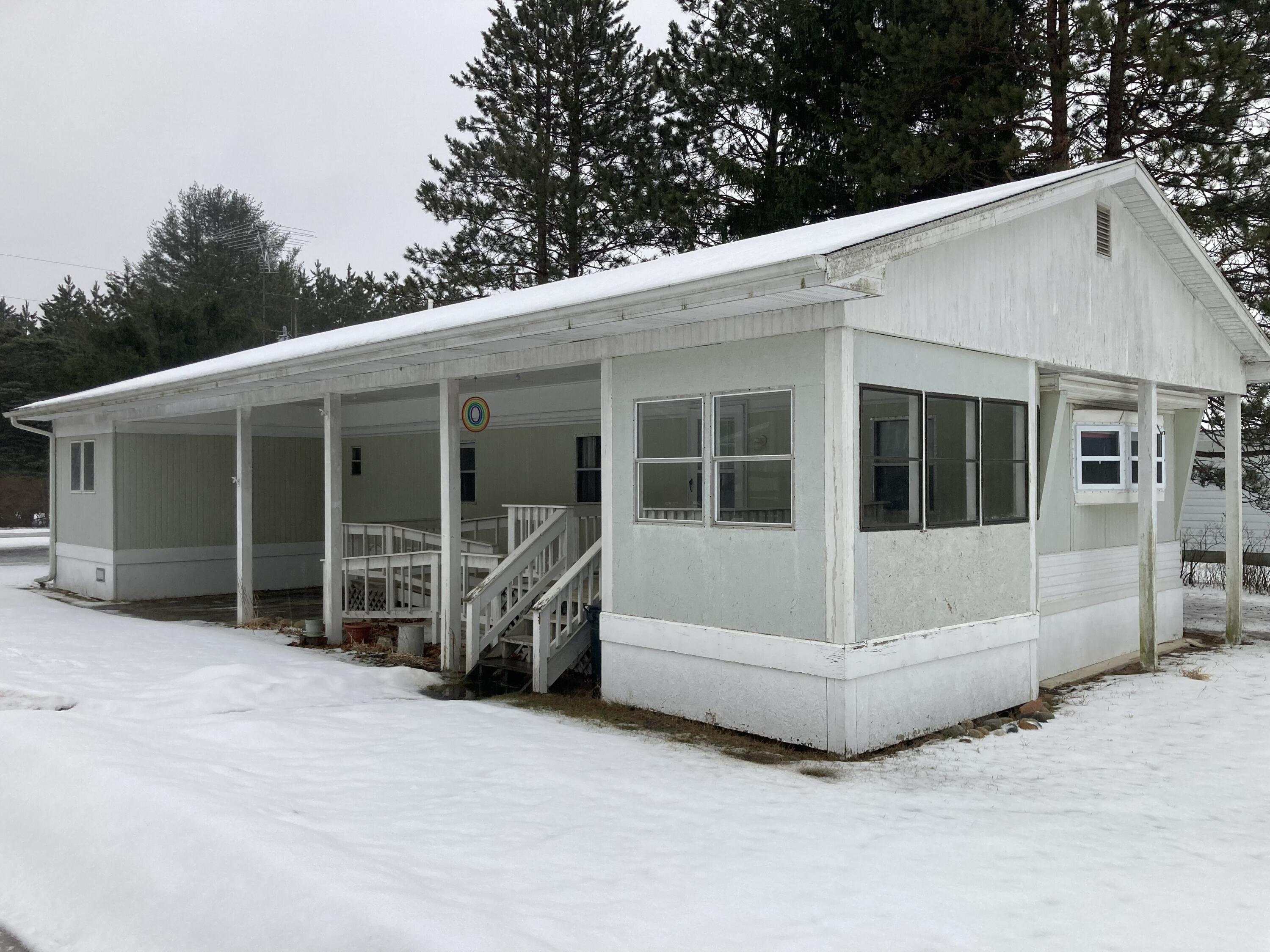 7737 Northeast County Line Road Riverdale, MI 48877 - Photo 33 of 54 IMG_2331