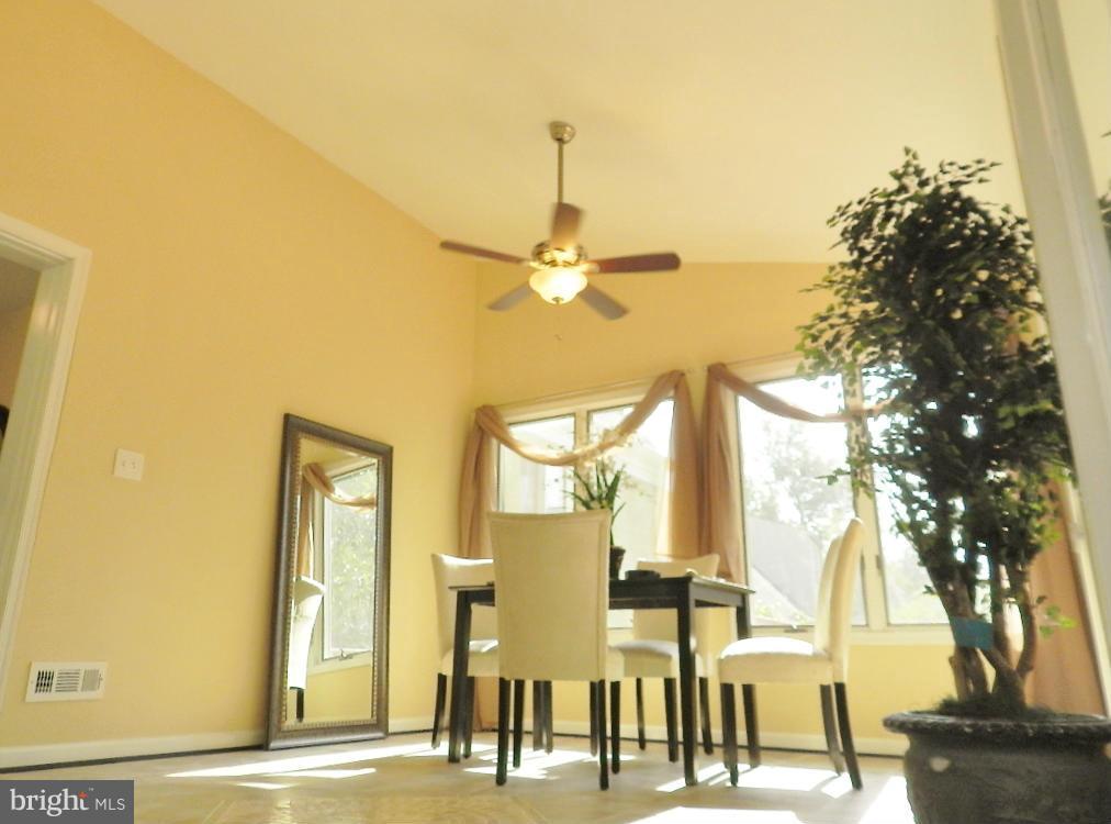 3602 Kayson Street Silver Spring, MD 20906 - Photo 7 of 30 Interior (General)