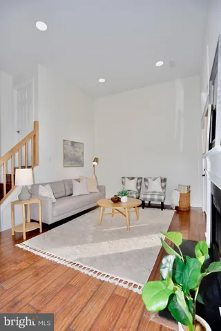 $3,800 | 1515 Templeton Place, Rockville, MD 20852