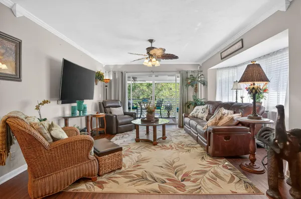 $2,500 | 6 Garden Street, Unit 201P, Tequesta, FL 33469