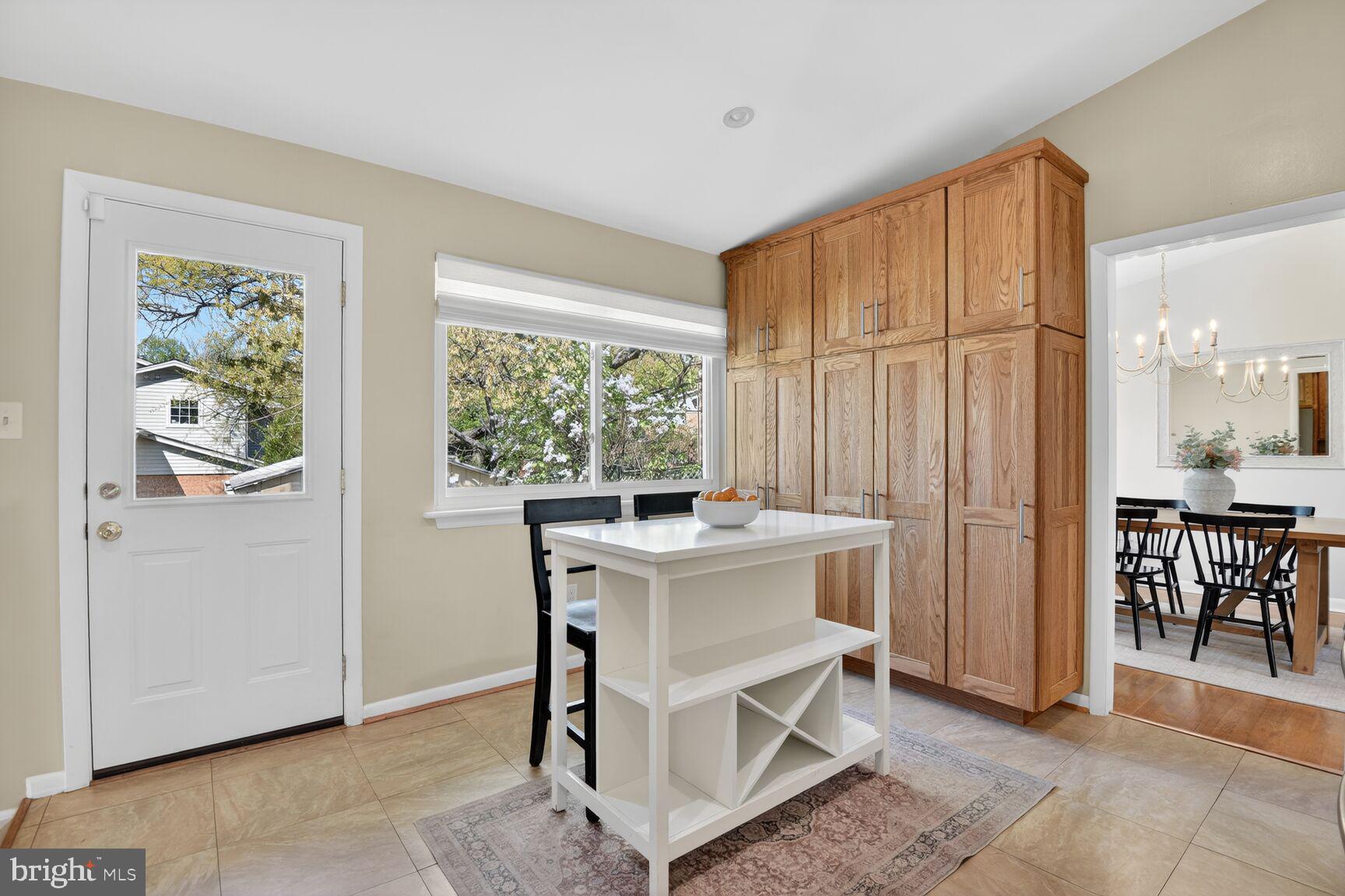 9900 Fernwood Road Bethesda, MD 20817 - Photo 13 of 39 Gallery Image 13
