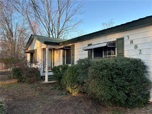 $225,750 | 3882-3904 Highway 452, Marksville, LA 71351