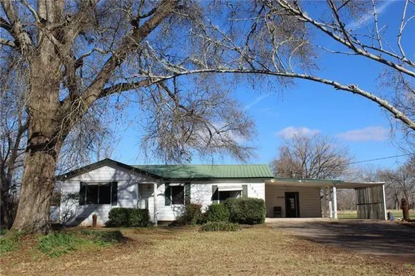$225,750 | 3882-3904 Highway 452, Marksville, LA 71351