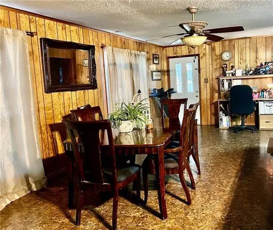 $225,750 | 3882-3904 Highway 452, Marksville, LA 71351