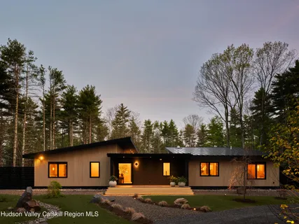 $4,000,000 | 2 Stonecreek Road, Woodstock, NY 12498