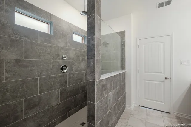 $3,350 | 15015 Tethys Way, San Antonio, TX 78245