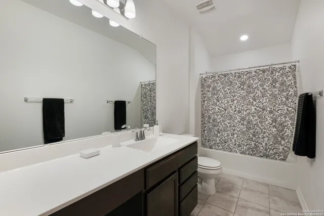 $3,350 | 15015 Tethys Way, San Antonio, TX 78245