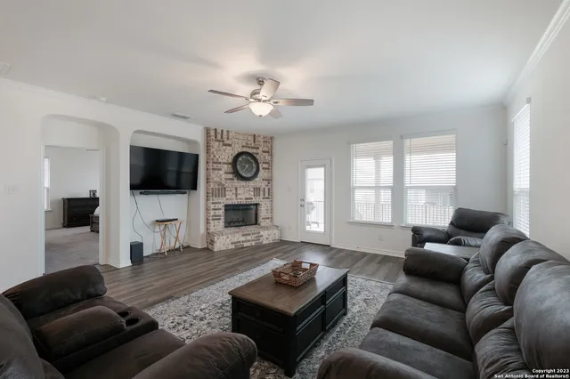 $3,350 | 15015 Tethys Way, San Antonio, TX 78245