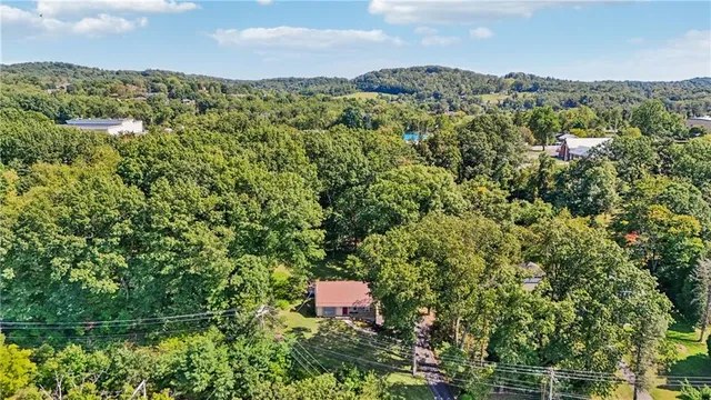 $250,000 | 3316 Leechburg Road, New Kensington, PA 15068