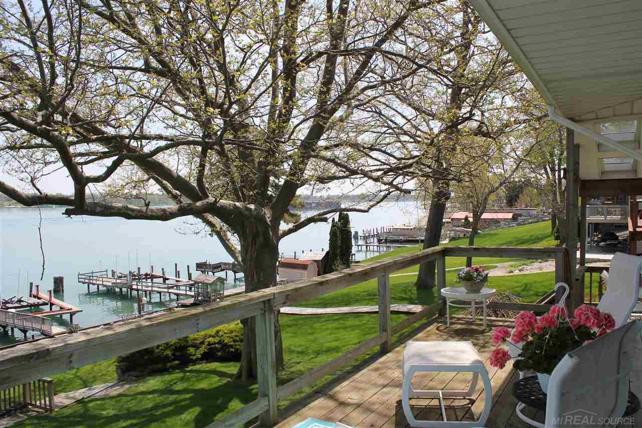 1283 River Road St. Clair, MI 48079 - Photo 79 of 94 31347827-80.JPG