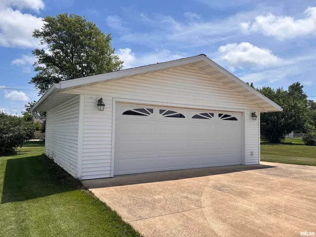 $169,900 | 630 Mission Drive, Kewanee, IL 61443