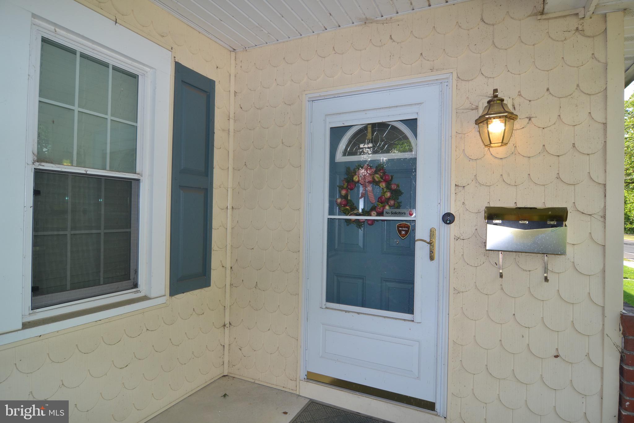 208 Berlin Road North Lindenwold, NJ 08021 - Photo 4 of 25