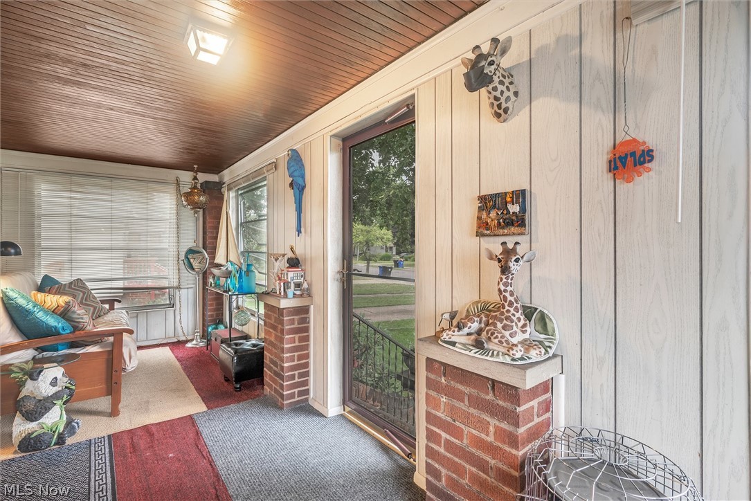 18105 Marcella Road Cleveland, OH 44119 - Photo 8 of 35 Gallery Image 8