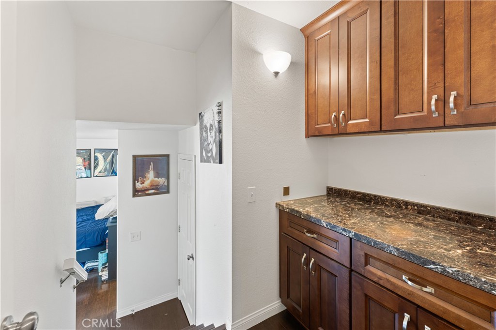 121 La Ronda San Clemente, CA 92672 - Photo 28 of 75 A Primary Entryway