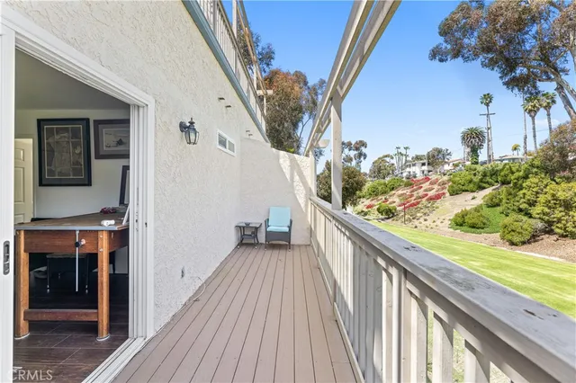 $2,125,000 | 121 La Ronda, San Clemente, CA 92672
