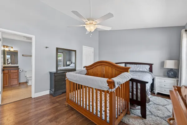 $300,000 | 3-s082 Timber Drive, Unit 7B, Warrenville, IL 60555