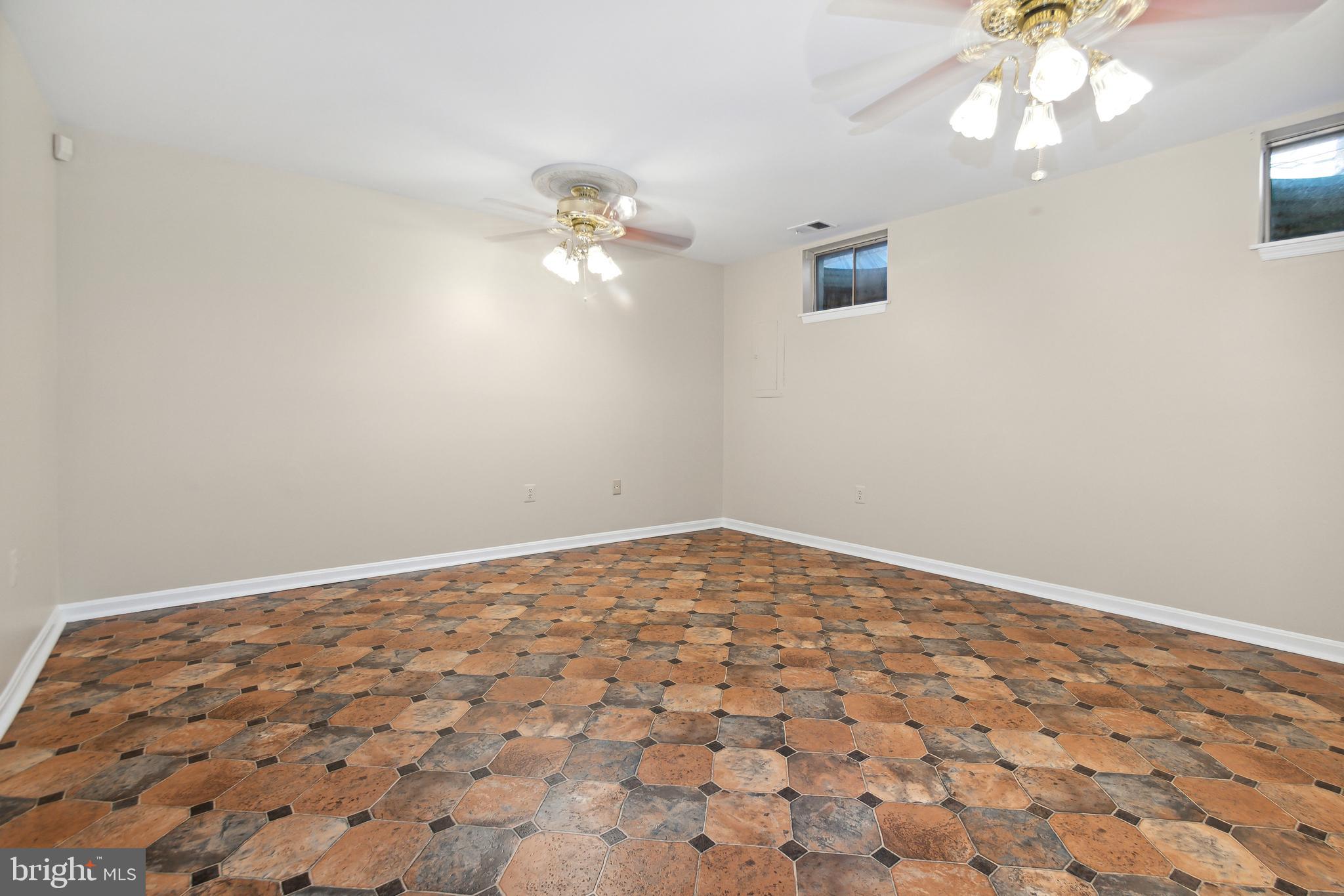 2 Hugo Court Silver Spring, MD 20906 - Photo 24 of 64 Gallery Image 24