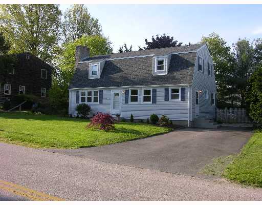 30 Old Pine Road Narragansett, RI 02882 - Photo 1 of 8 Exterior Front.
