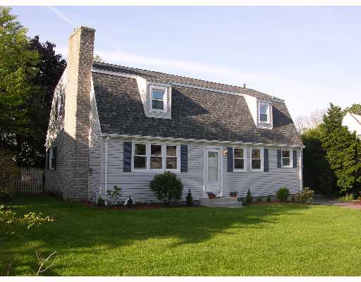 30 Old Pine Road Narragansett, RI 02882 - Photo 2 of 8 Exterior Front.