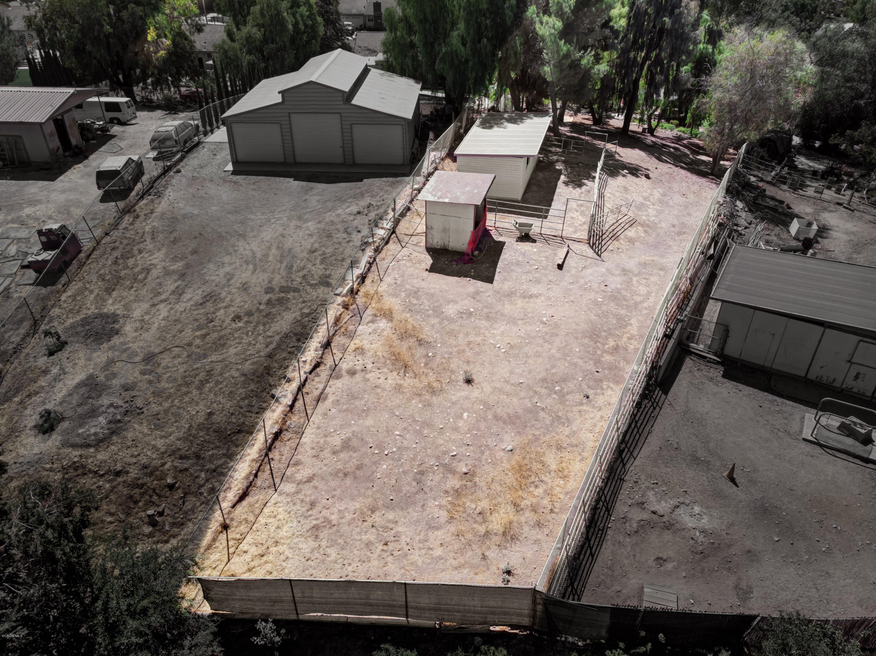 1039 Nonchalant Drive Simi Valley, CA 93065 - Photo 26 of 28 27