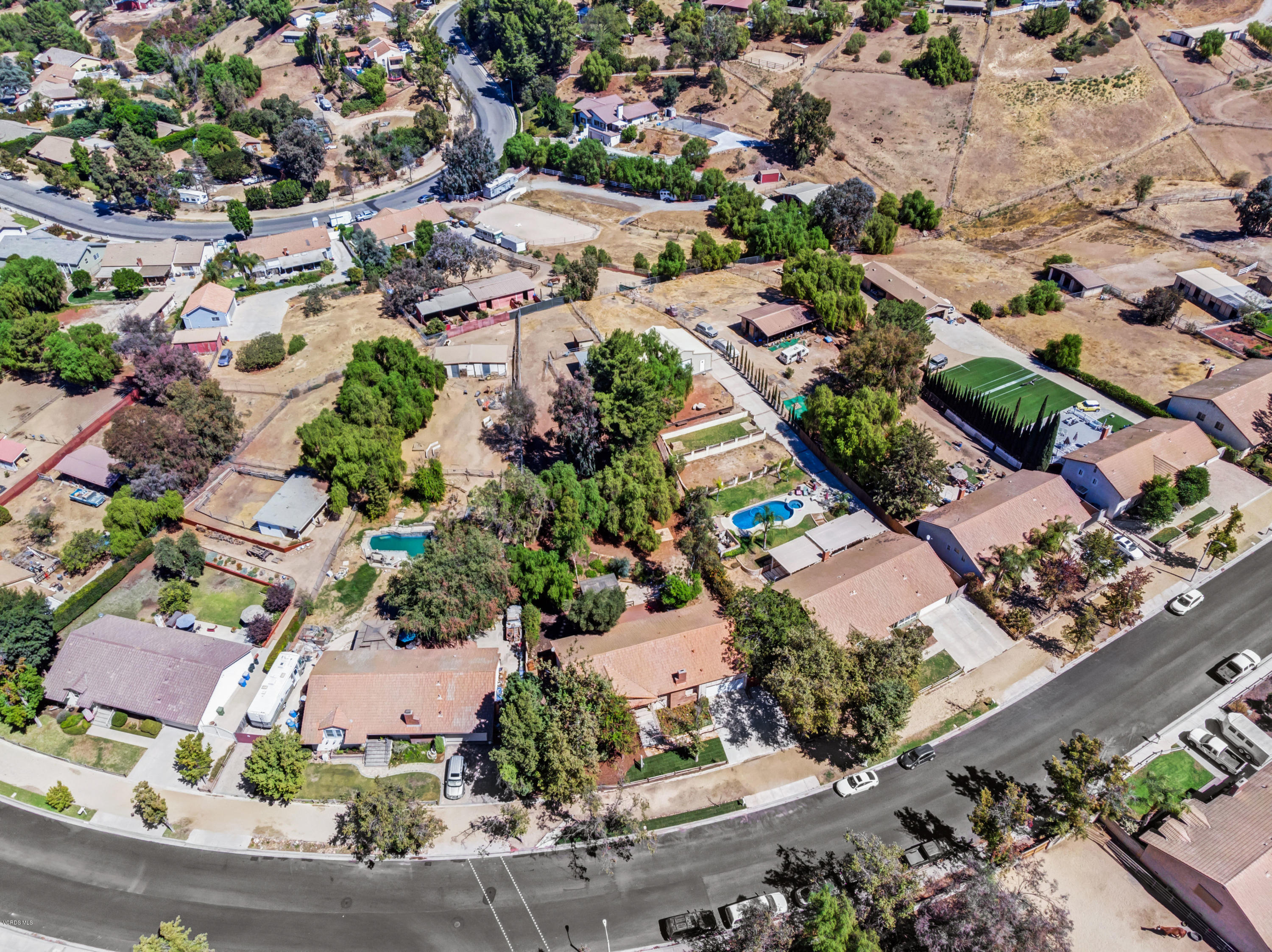 1039 Nonchalant Drive Simi Valley, CA 93065 - Photo 28 of 28 30