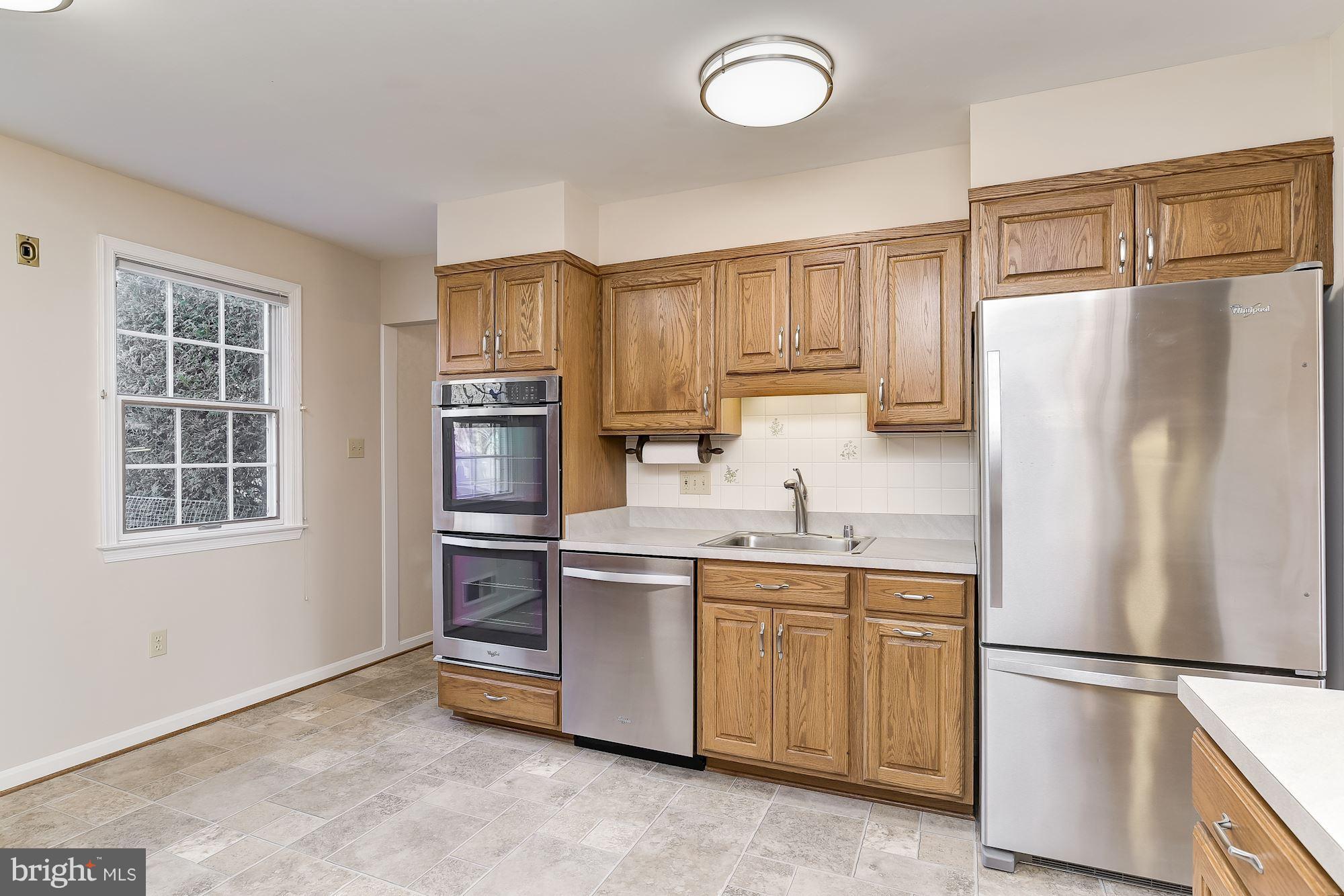 13449 Locksley Lane Silver Spring, MD 20904 - Photo 13 of 30 Kitchen