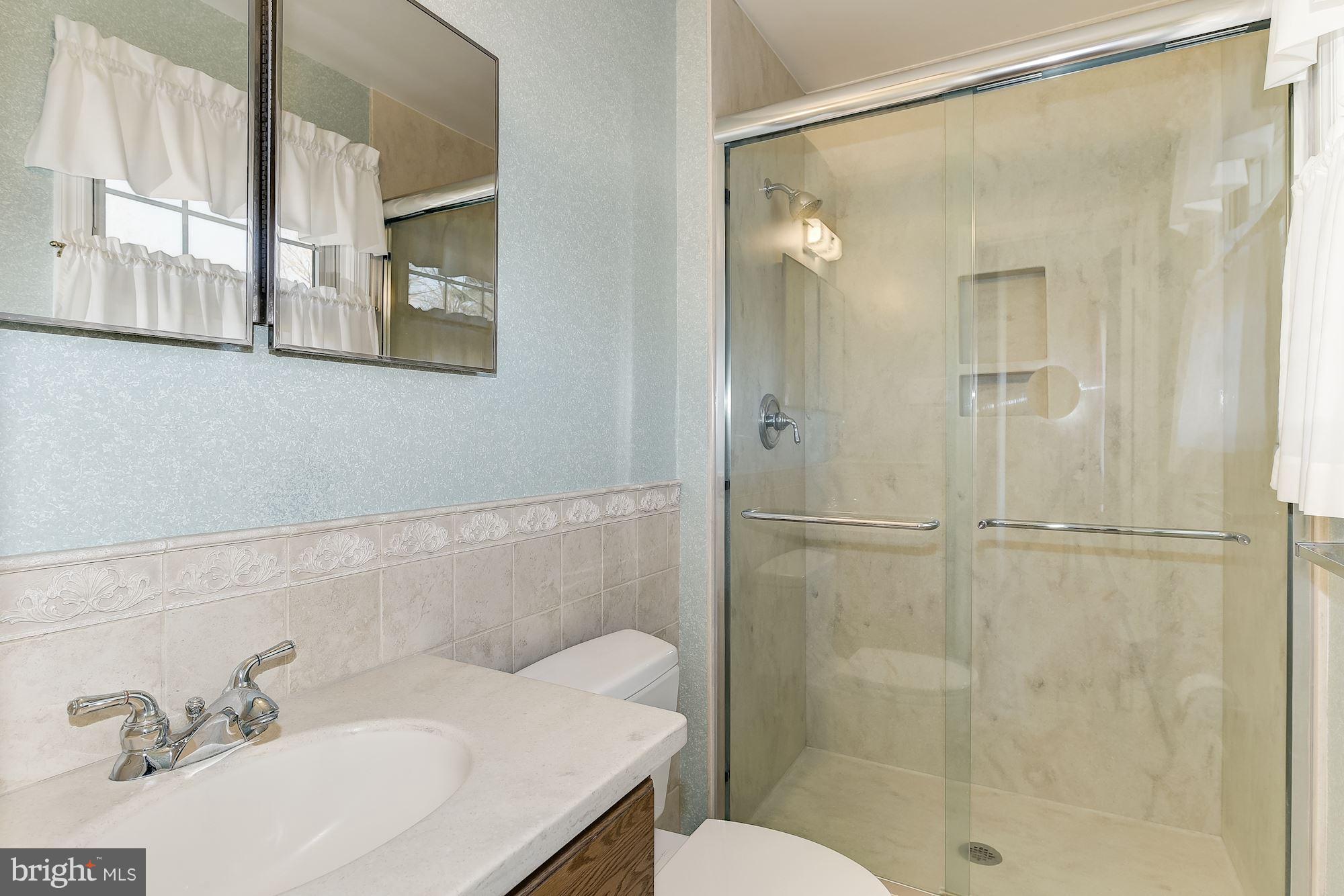 13449 Locksley Lane Silver Spring, MD 20904 - Photo 17 of 30 Bath (Master)