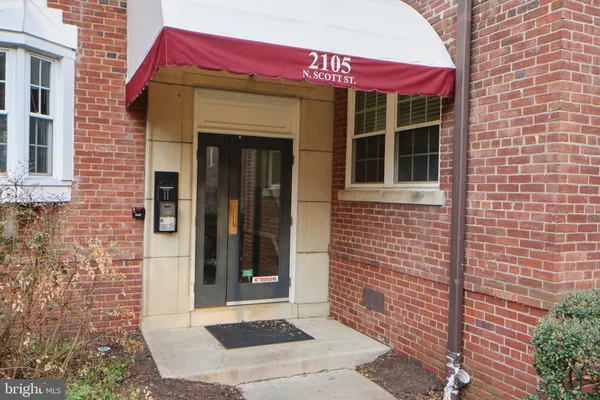 $299,000 | 2105 North Scott Street, Unit 79, Arlington, VA 22209