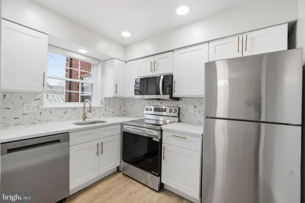 $299,000 | 2105 North Scott Street, Unit 79, Arlington, VA 22209